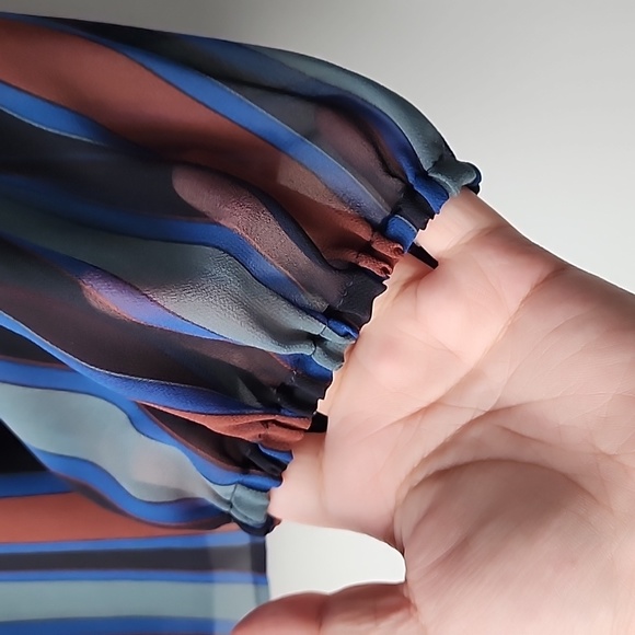 Madewell Multitone Stripe Flowy V Neck Blouse - Picture 3 of 7